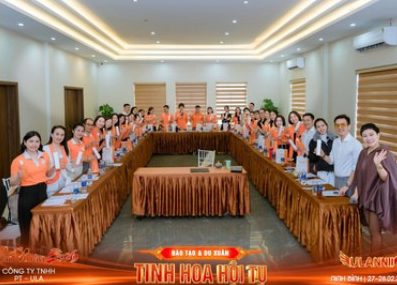 Đào tạo & du xuân — Tinh hoa hội tụ